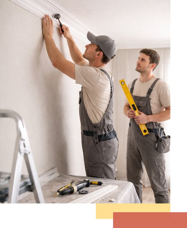 Монтаж потолочного плинтуса в Апатитах качественно и быстро